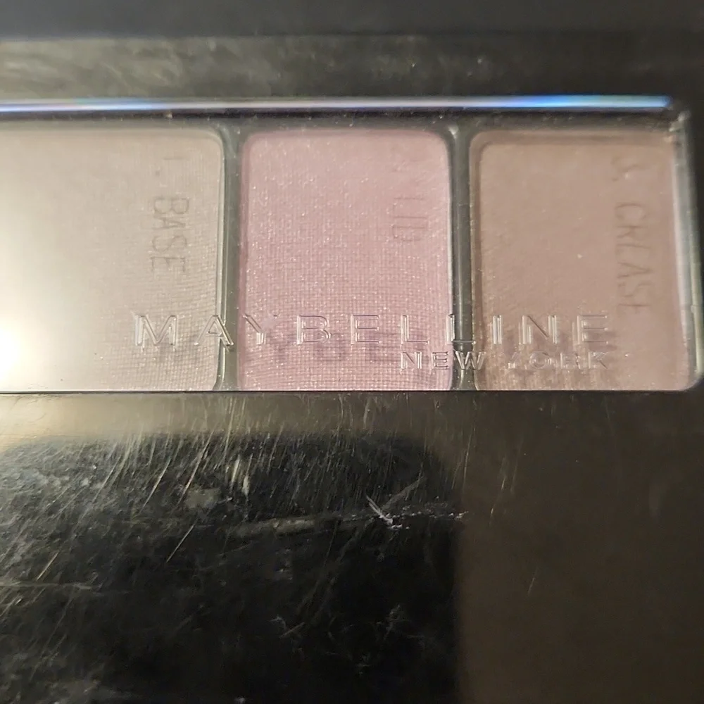 Maybelline Eyeshadow Trio